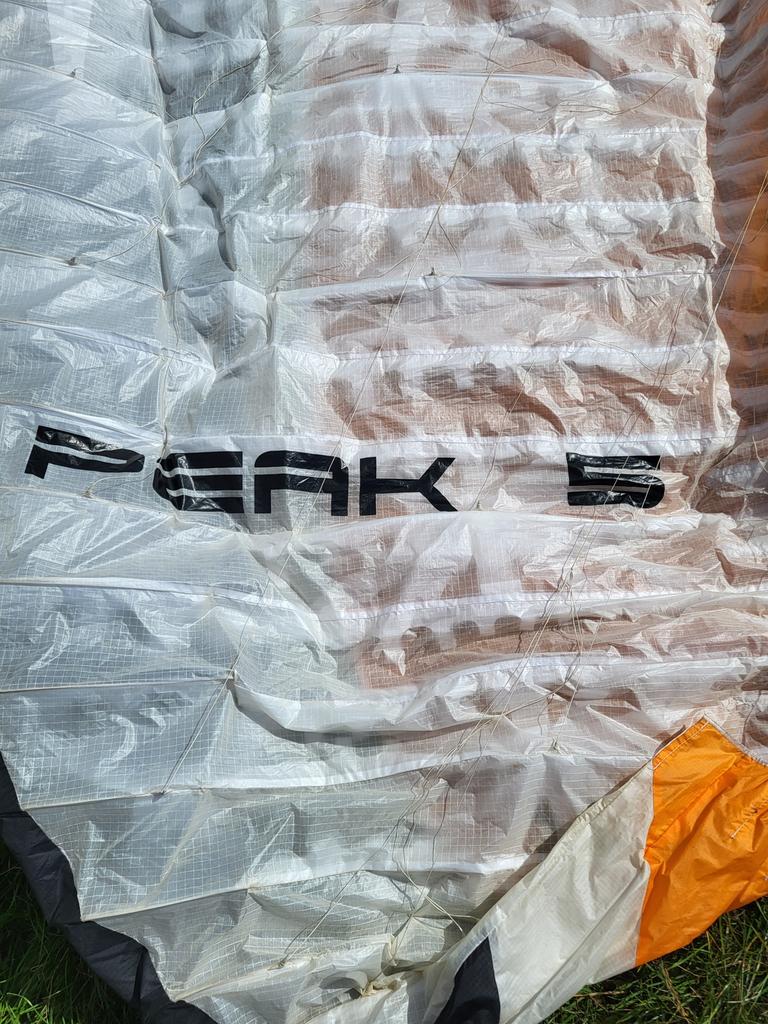 Niviuk peak 5, Sports & Fitness, Vol à voile & Parapente, Enlèvement, Comme neuf
