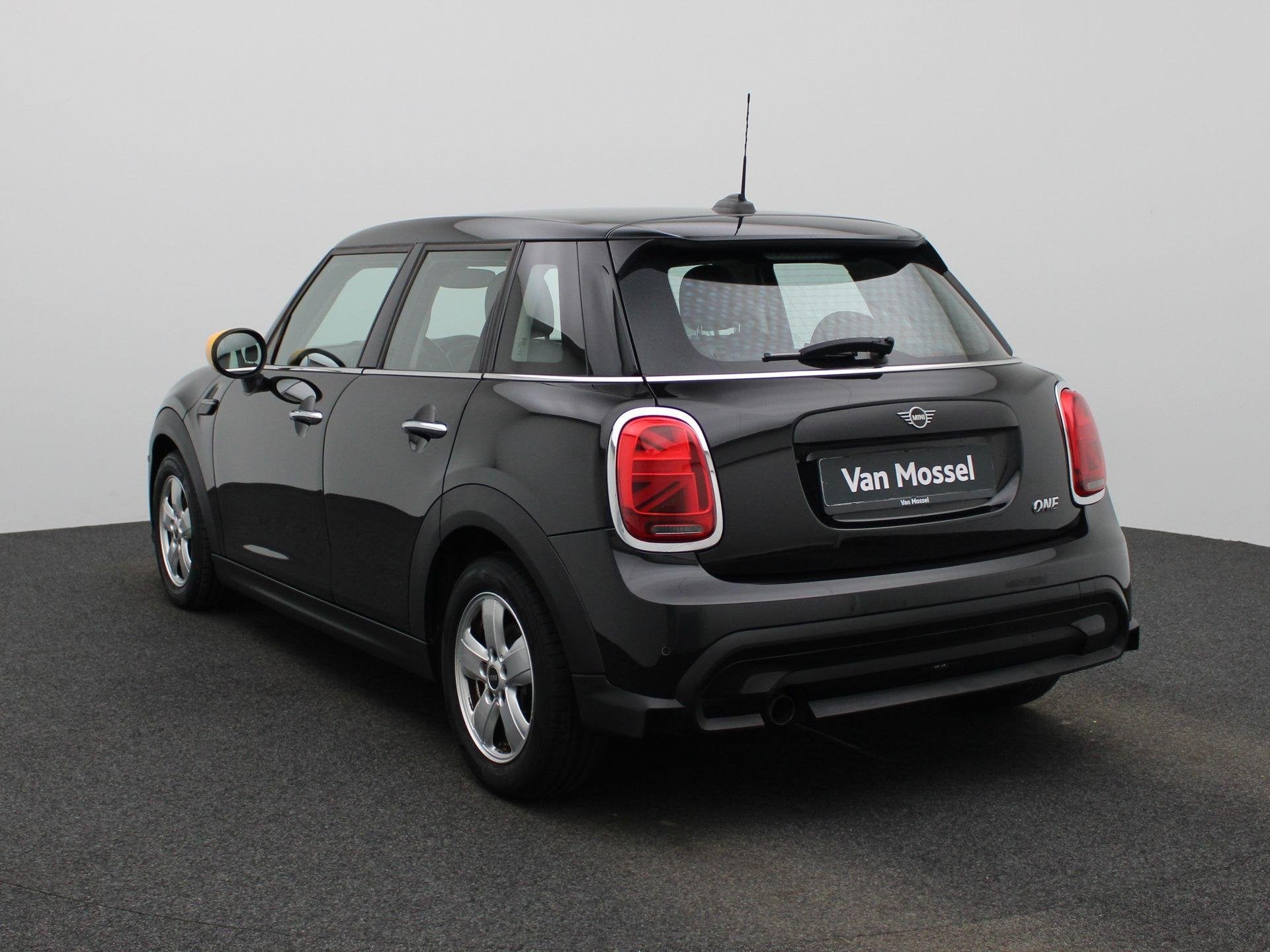 MINI Mini 5 door One, Autos, 75 kW, Achat, Entreprise, Boîte manuelle