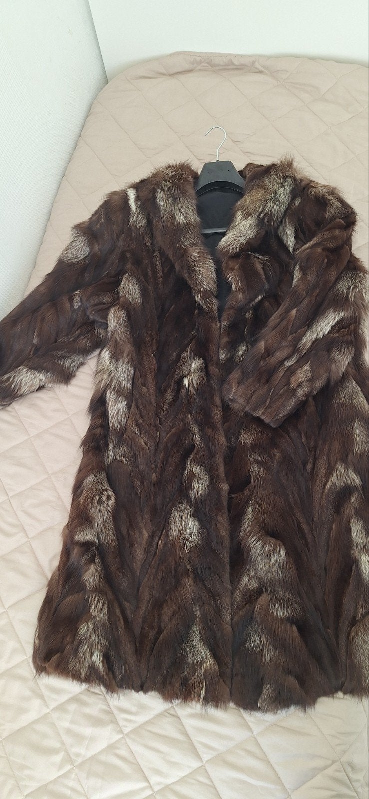 Manteau vison véritable, Enlèvement, Porté