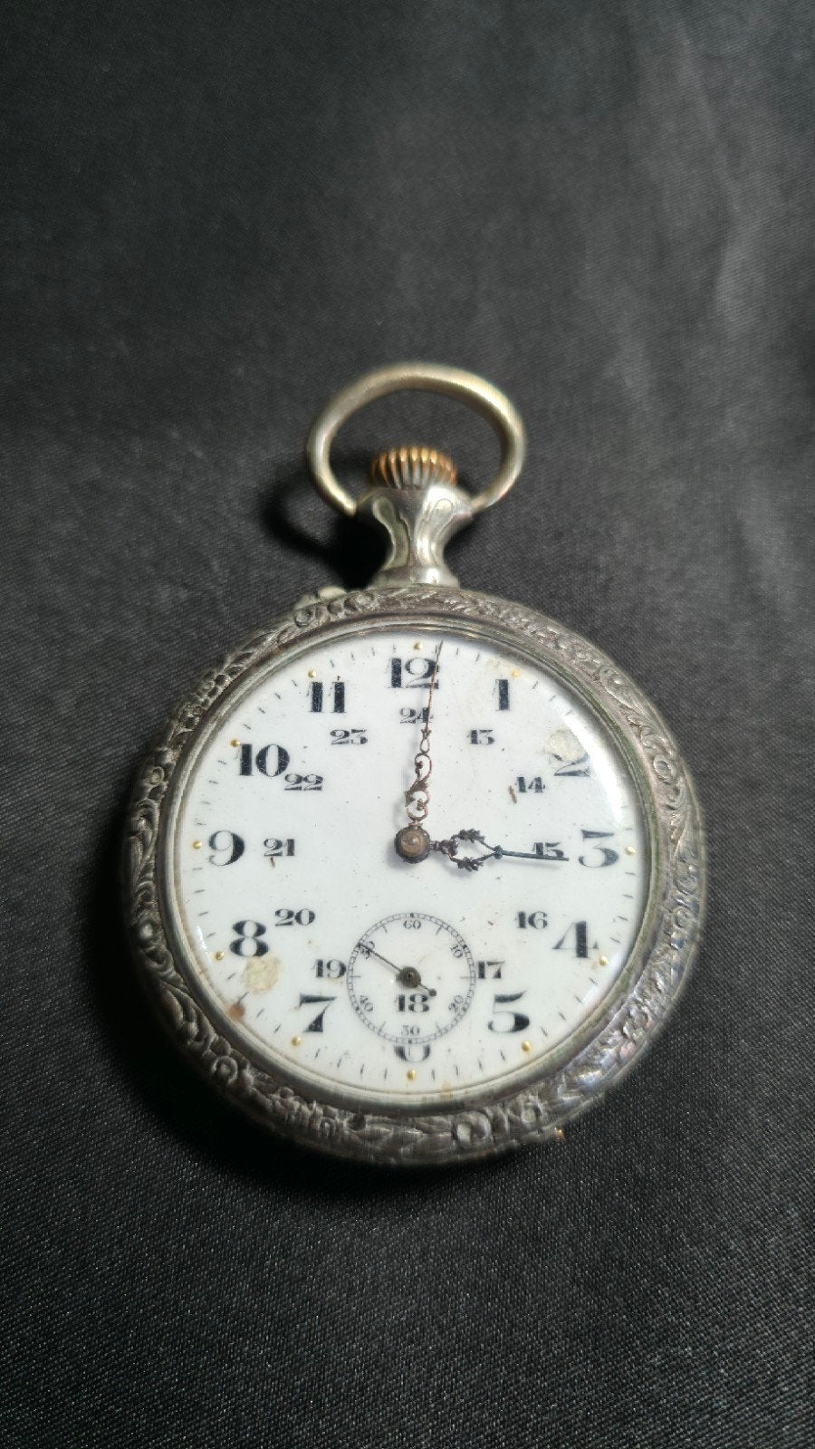 montre de gousset (pocket watch) antique en argent, Bijoux, Sacs & Beauté, Montres | Anciennes | Antiquités, Montre de poche, Argent