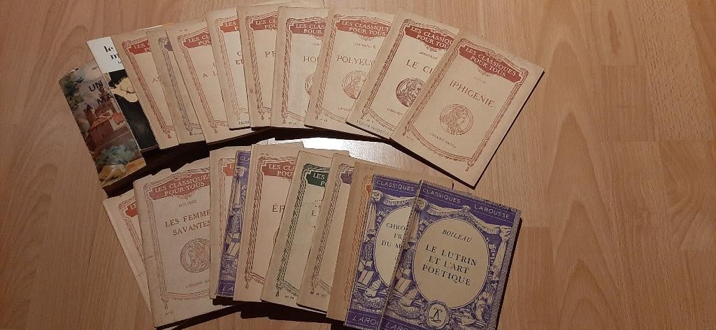 livre, Enlèvement ou Envoi, Utilisé, Théâtre
