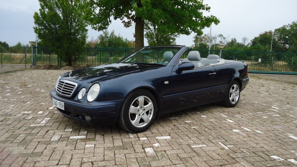 MERCEDES, Autos, Achat, Entreprise, Cabriolet, Capteur de stationnement