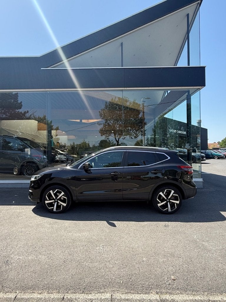 Nissan Qashqai 1.2 benzine 360camera dab leder keyless navi, Auto's, Nissan, Voorwielaandrijving, 4 cilinders, Zwart, Leder