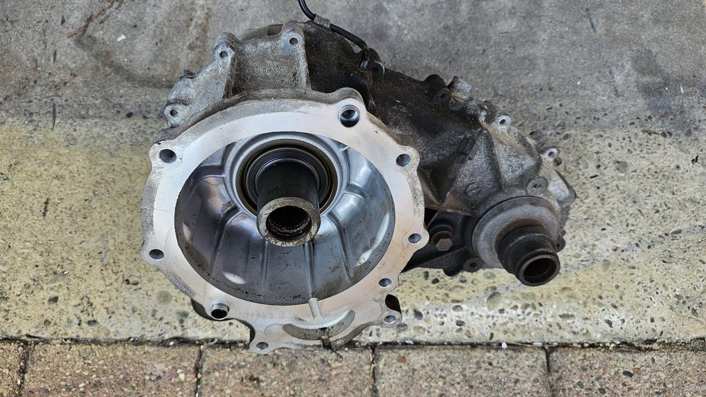 Tussenbak transfer box BMW X5 E53 4.4 i 27107504568 7504568, Auto-onderdelen, Transmissie en Toebehoren, Gebruikt, -, -, Ophalen of Verzenden