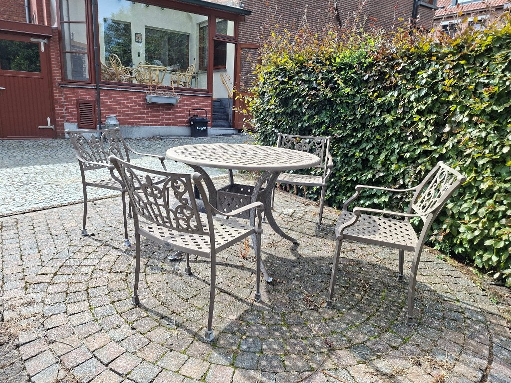 Tuinset in gegoten aliminium, Ophalen, 4 zitplaatsen, Gebruikt, Aluminium