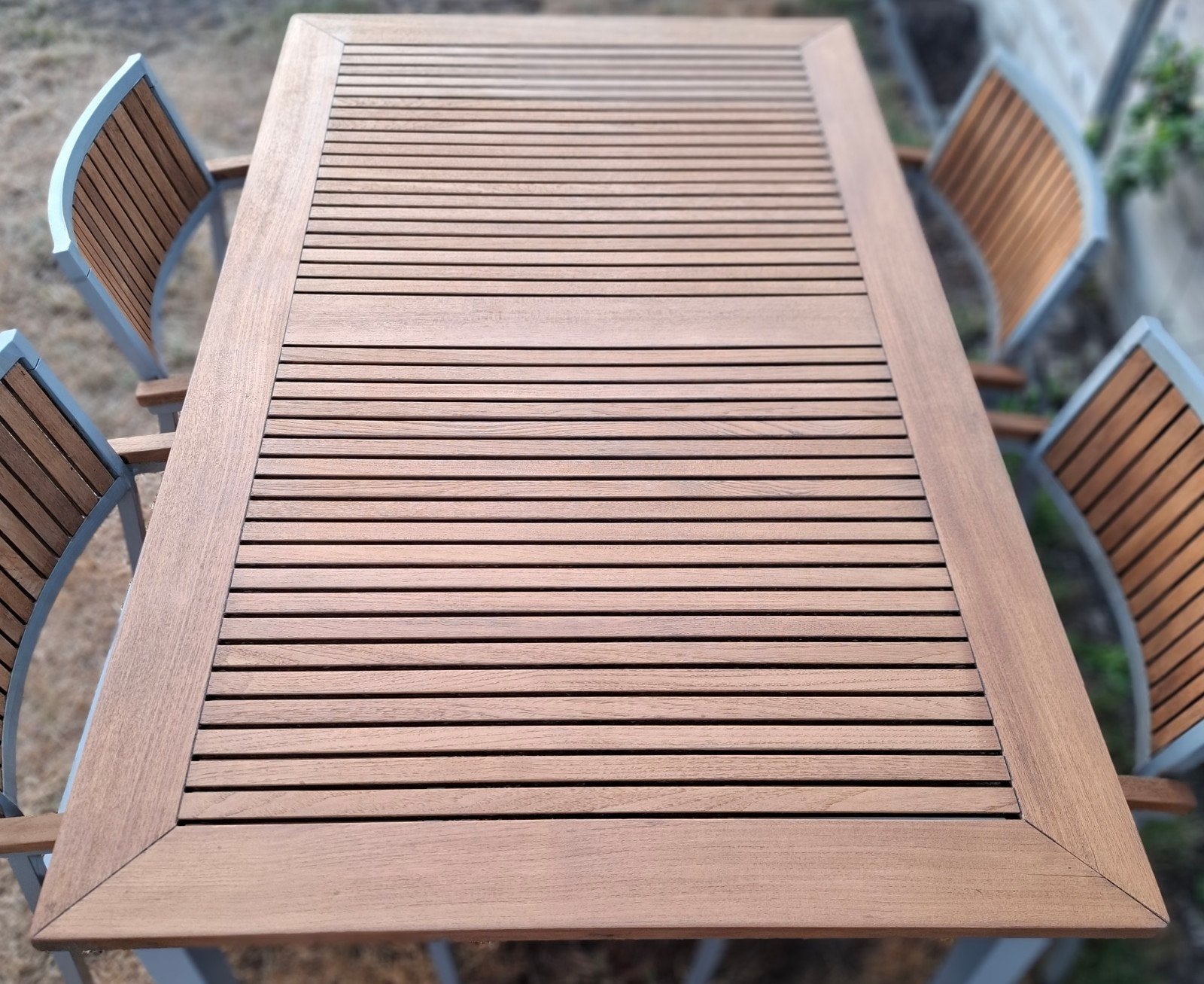 Tuintafel met 4 hardhouten aluminium stoelen, Ophalen, 4 zitplaatsen, Eettafel, Aluminium