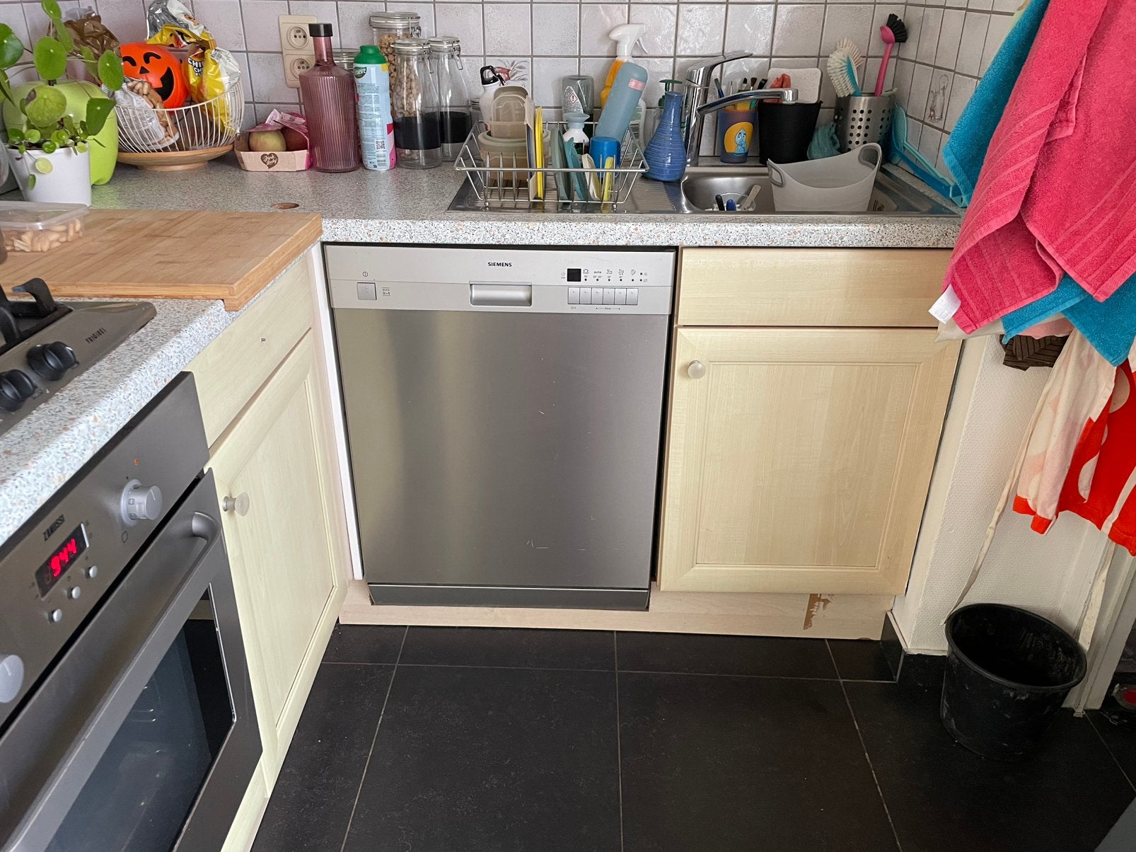 Keuken, incl toestellen, Huis en Inrichting, Keuken | Complete keukens, Ophalen, Gebruikt, Hout, Hoekkeuken