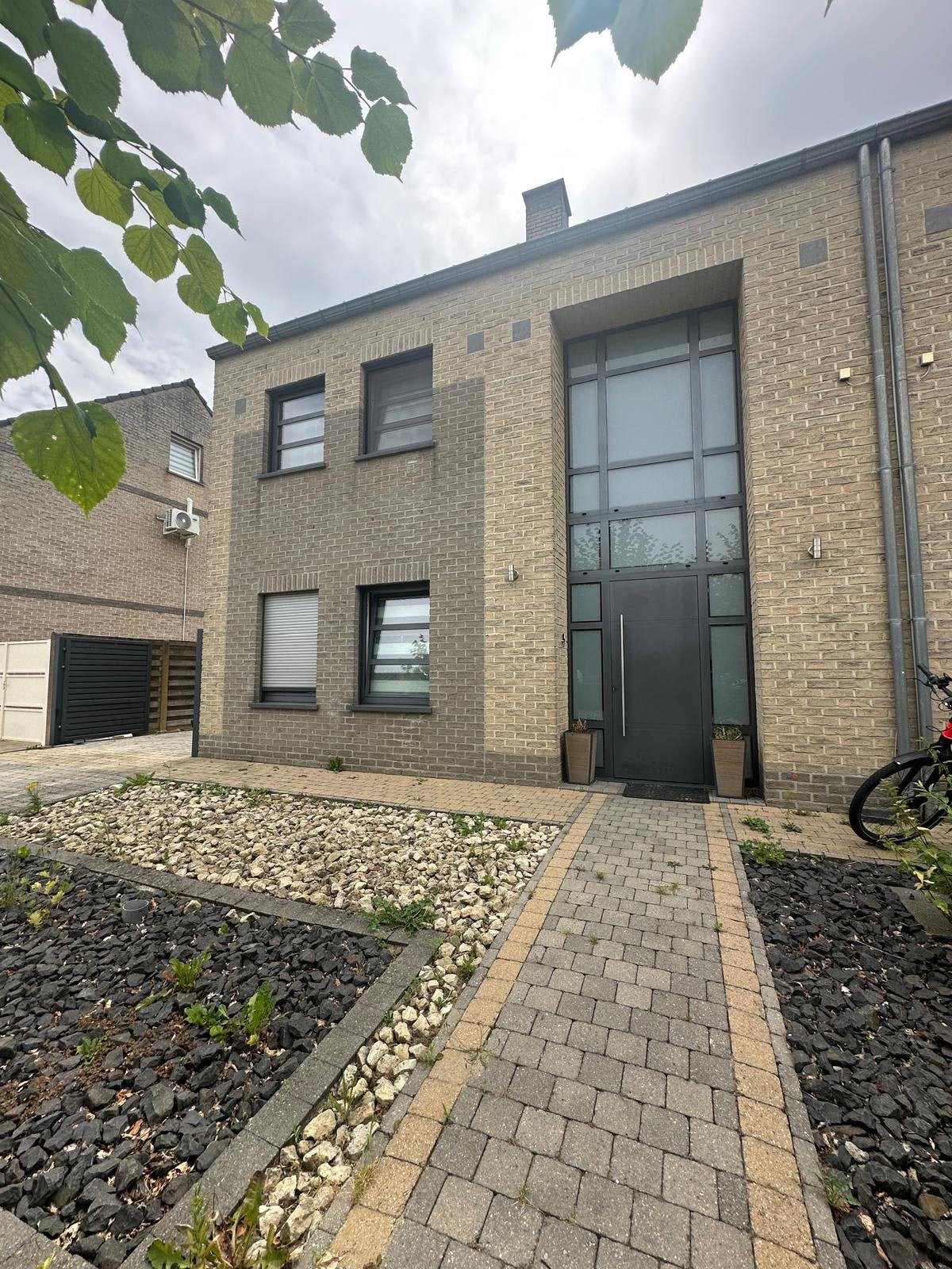 Ruime woning te huur in Heusden-Zolder, Immo, 50 m² ou plus, Province de Limbourg