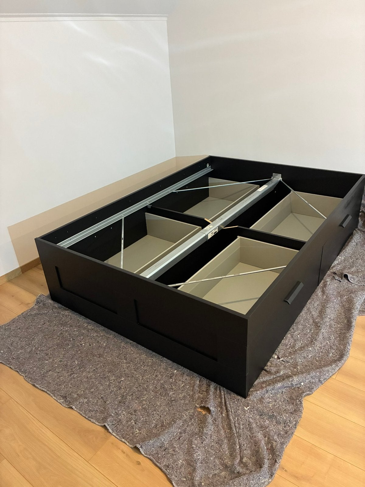 Lit complet avec tiroirs de rangement + armoire + bureau, 140 cm, Enlèvement, Utilisé, Sommier