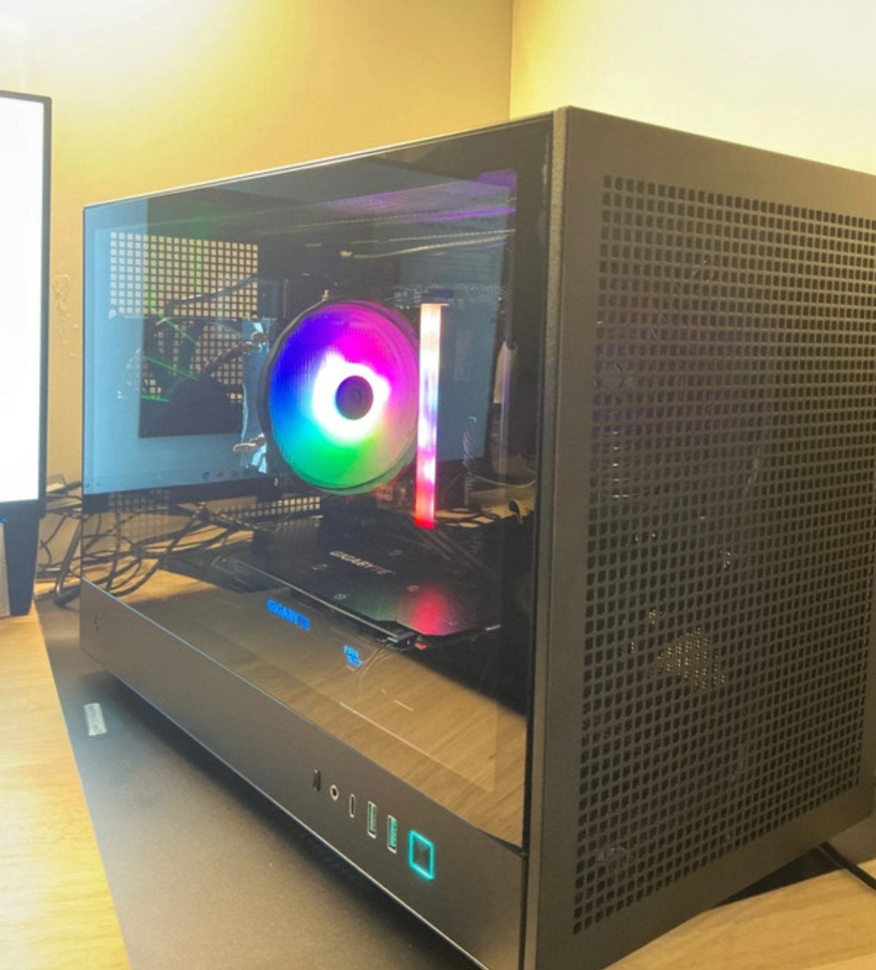 Custom build Micro-ATX Gaming PC, Enlèvement, Comme neuf, Gaming, SSD