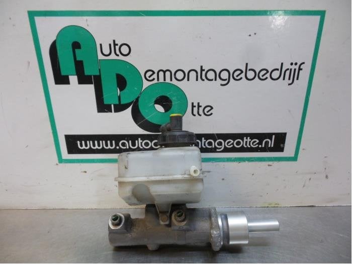 Cylindre de frein principal d'un Opel Movano (Movano 00-), -, Opel, 3 mois de garantie, Utilisé
