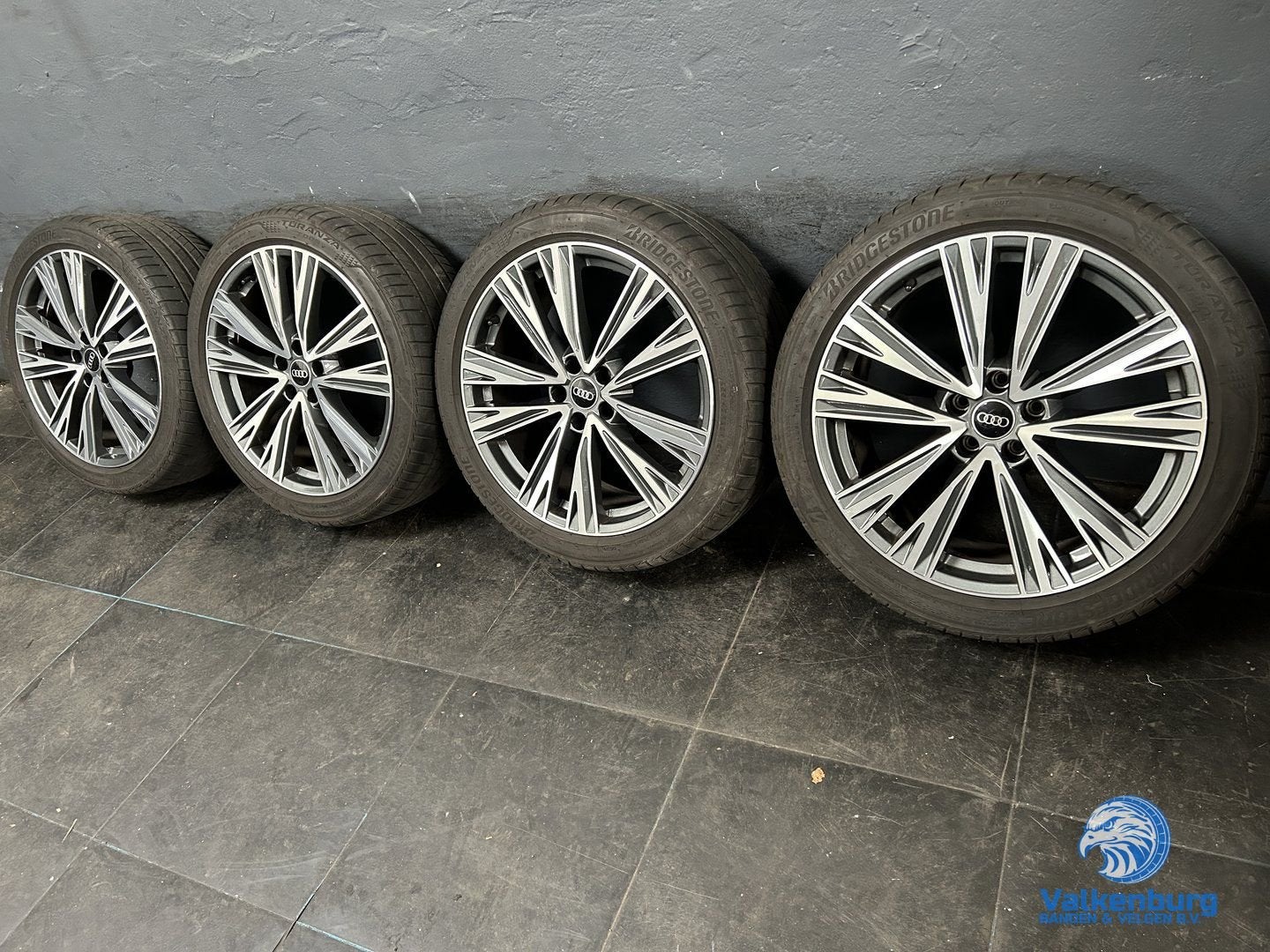6mm! Originele Audi Q3 83A S-Line 20 inch antraciete velgen, Auto-onderdelen, Gebruikt, 255 mm, -, -
