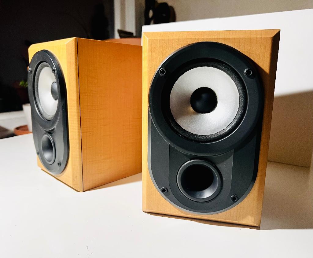Set Sanyo hifi speakers met houten kast., Autres marques, Moins de 60 watts, Enlèvement, Utilisé
