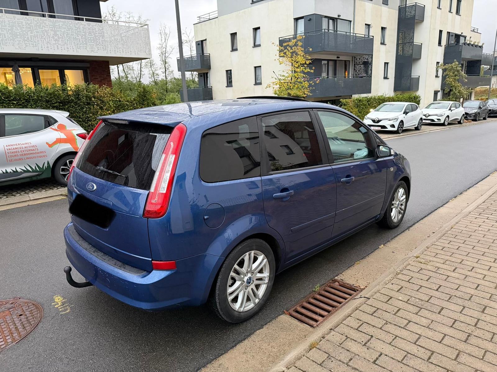 Ford C-MAX Ghia 2.0i essence, Achat, Entretenue par le concessionnaire, Particulier, Essence