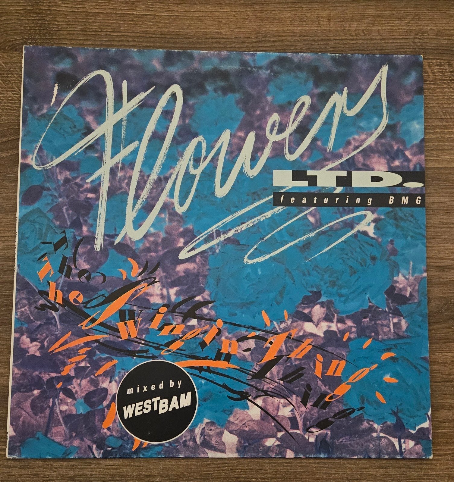 Flowers LTD featuring BMG - the swingin thing, Ophalen