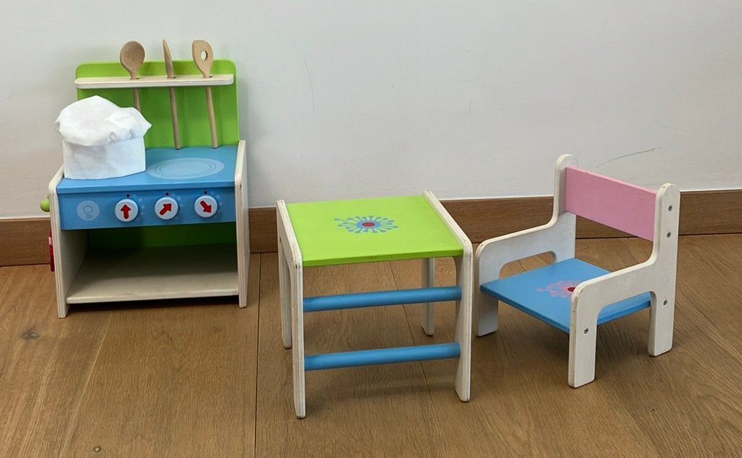 Houten keukentje + stoel en tafel of grote stoel, Enlèvement, Comme neuf