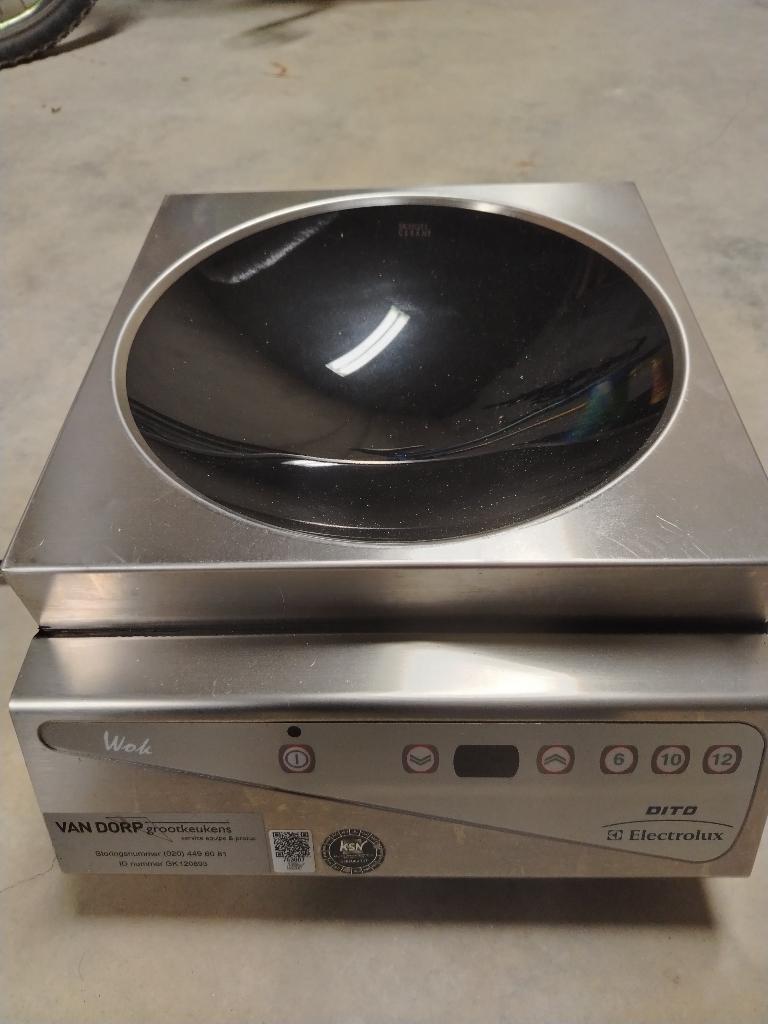 Inductiewok kook toestel 3500w, Caravans en Kamperen, Kampeeraccessoires, Ophalen, Zo goed als nieuw