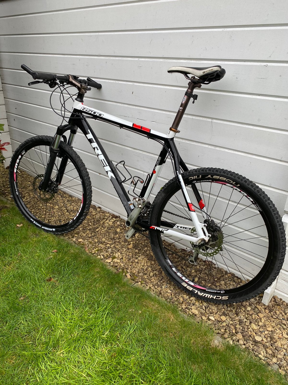 VTT Trek 8500, Vélos & Vélomoteurs, Enlèvement, Utilisé, Hommes, Frein à disque