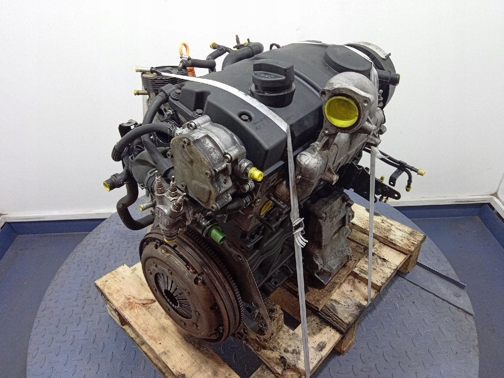 Moteur AJM Complet AUDI A4 BORA PASSAT A6 VW GOLF, Autos : Pièces & Accessoires, Envoi, Utilisé, Daihatsu