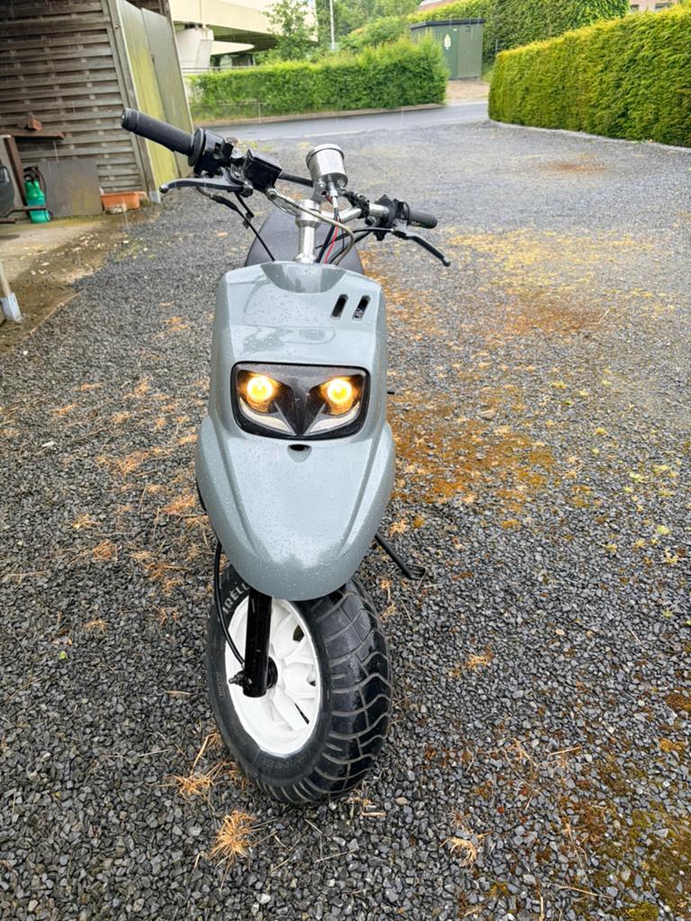 Mbk booster spirit nieuwmodel klasse b, Fietsen en Brommers, Ophalen, Tweetakt, Yamaha, Zo goed als nieuw