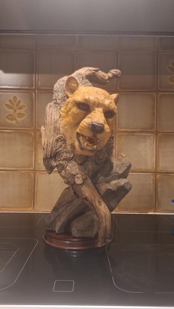 Uniek Wildlife Sculptuur- Brullende Luipaard in Boomstam, Ophalen of Verzenden