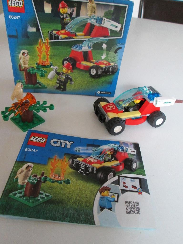Lego City nr 60247, bosbrand ,brandweerbuggy met doos en, Kinderen en Baby's, Speelgoed | Duplo en Lego, Zo goed als nieuw, Lego