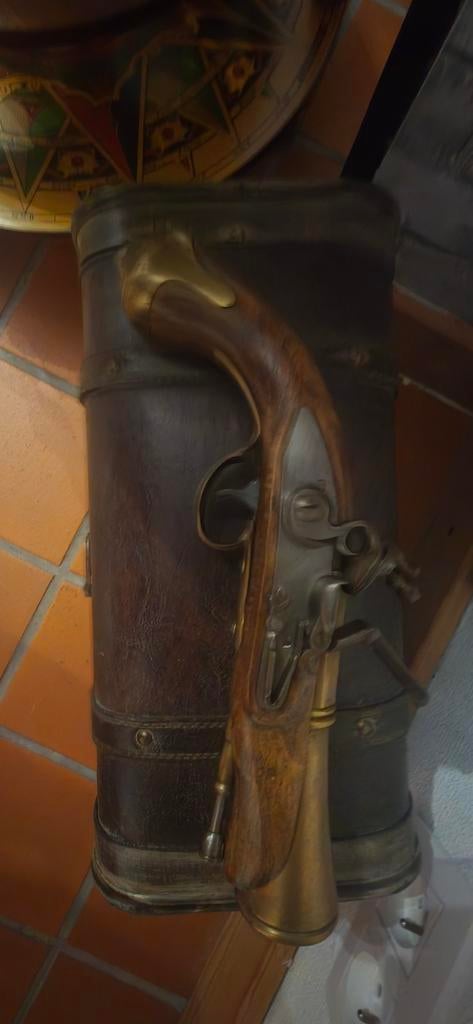 Pistolet, Enlèvement