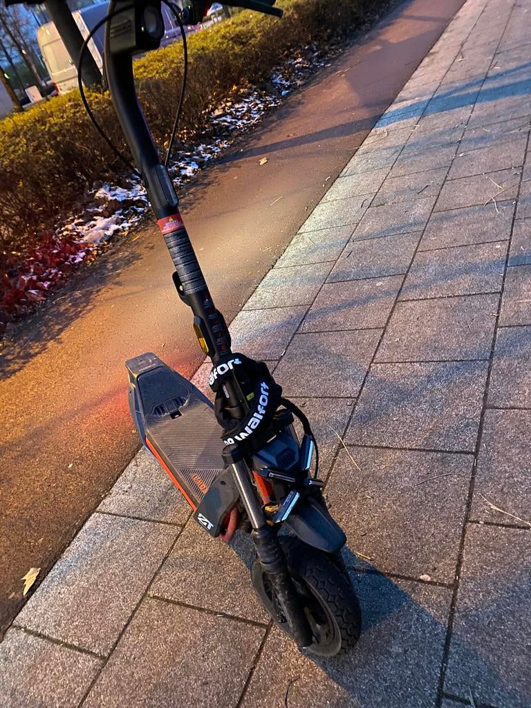 Segway zt3 pro, Fietsen en Brommers, Steps, Ophalen, Zo goed als nieuw, Elektrische step (E-scooter), Segway ninebot