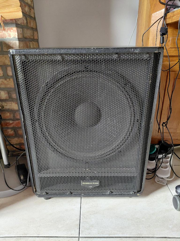 baskast, Audio, Tv en Foto, Luidsprekerboxen, Gebruikt, Subwoofer, 120 watt of meer, Ophalen