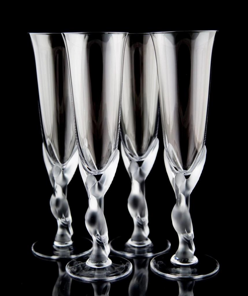 Set van 4 originele Fabergé champagne glazen, Ophalen