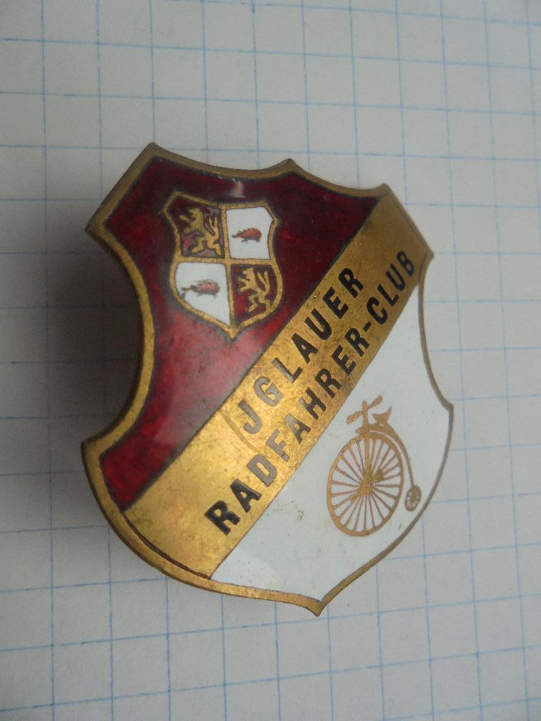 email pin hoge bi fietsclub jglauer emaille button, Verzamelen, Speldjes, Pins en Buttons, Gebruikt, Button, Transport, Ophalen of Verzenden