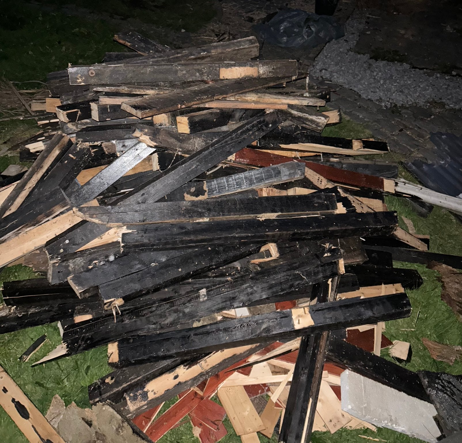 Gratis hout, Doe-het-zelf en Bouw, Ophalen, Zo goed als nieuw