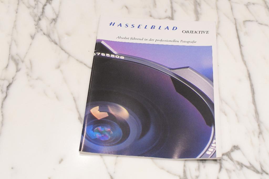 Hasselblad objektive catalogus, Ophalen of Verzenden, 1980 tot heden, Overige typen
