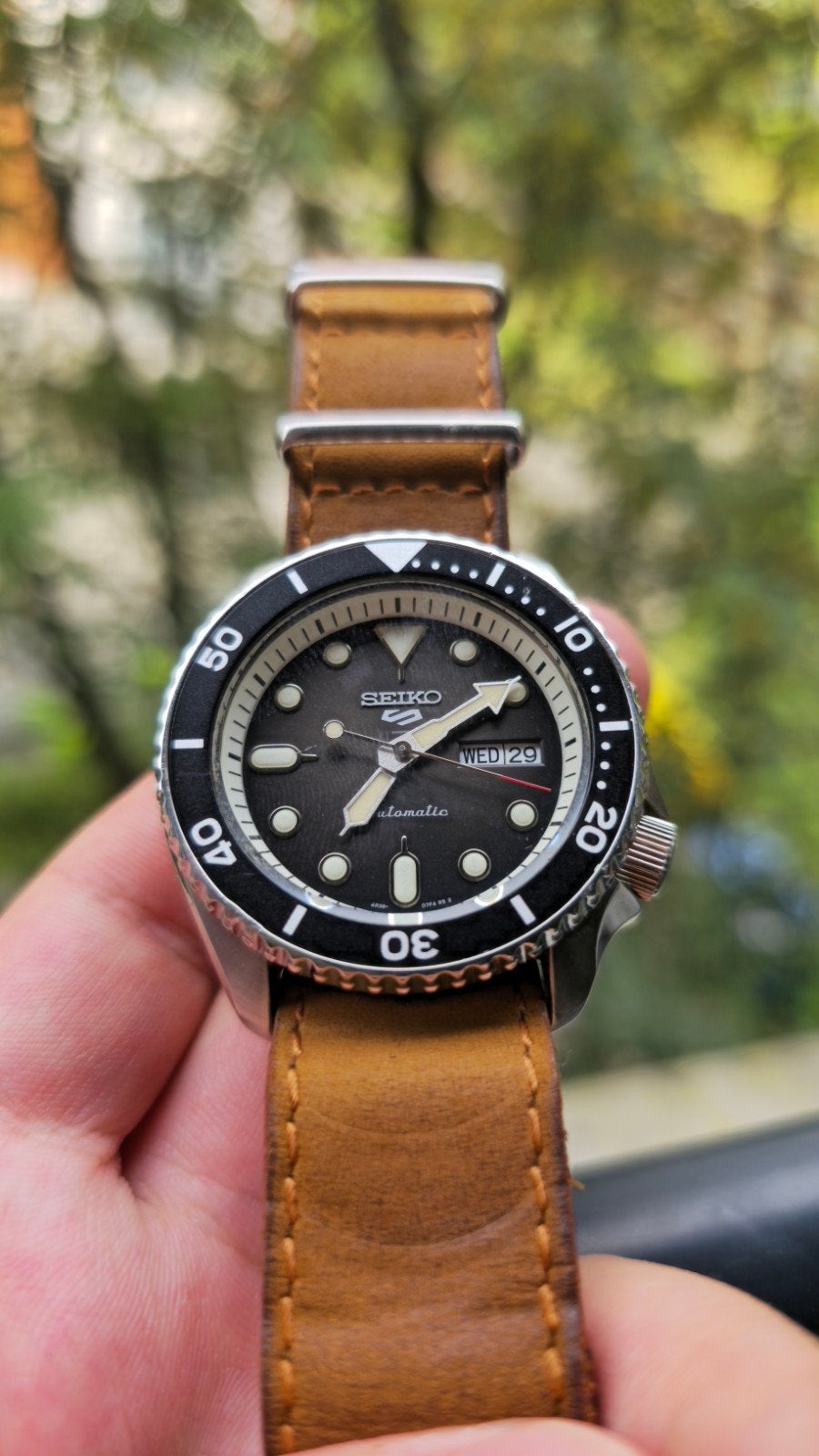 Seiko 5 Sports SRPD73K1 Automatic + Leather NATO Strap, Montre-bracelet, Seiko, Enlèvement ou Envoi, Comme neuf