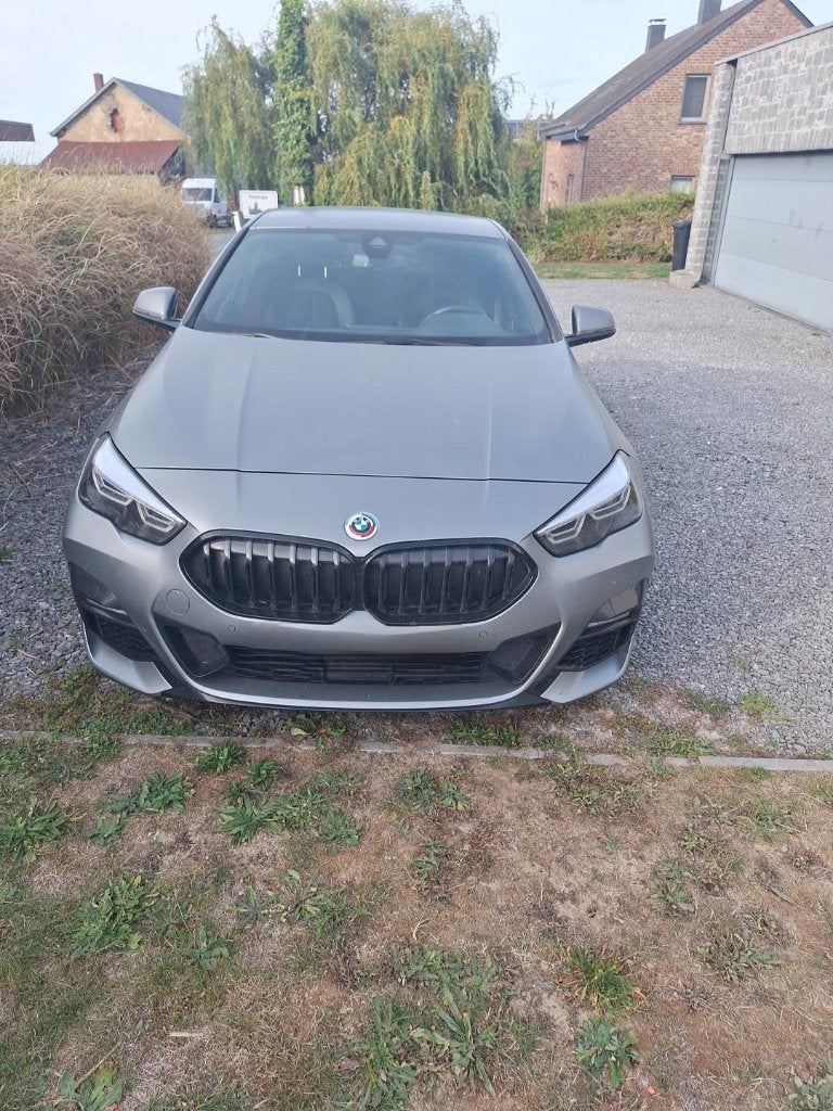 BMW 218  gran coupe, Argent ou Gris, Achat, Entretenue par le concessionnaire, Noir