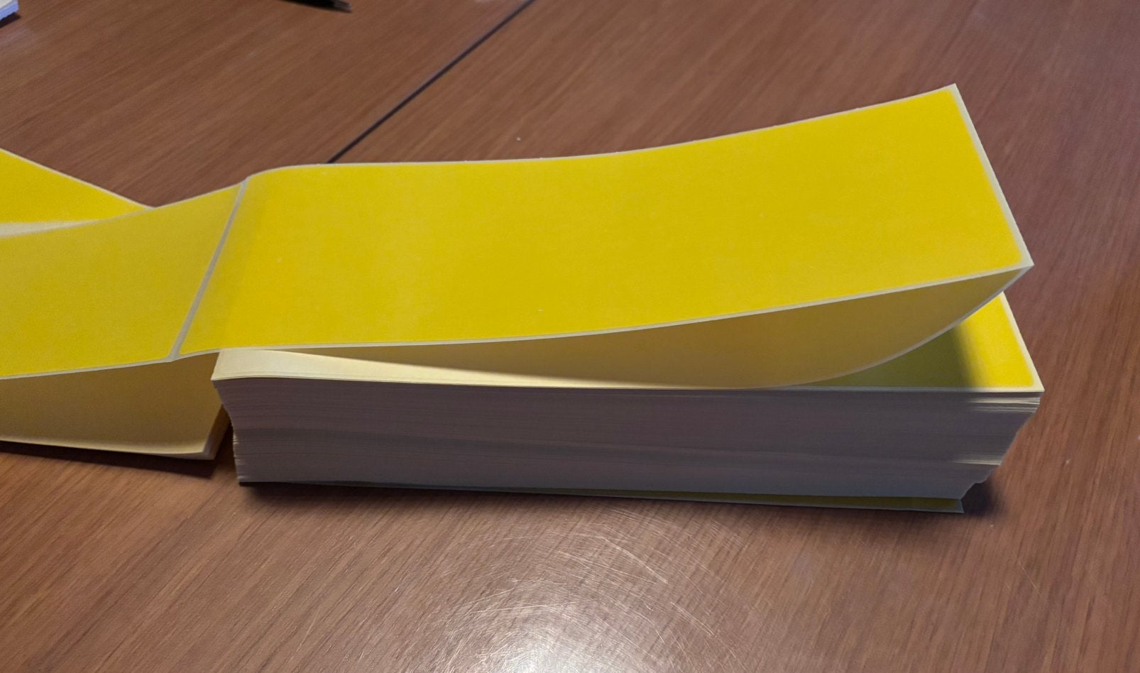 Gele stickers 10  30 cm – 600 stickers, Ophalen, Nieuw