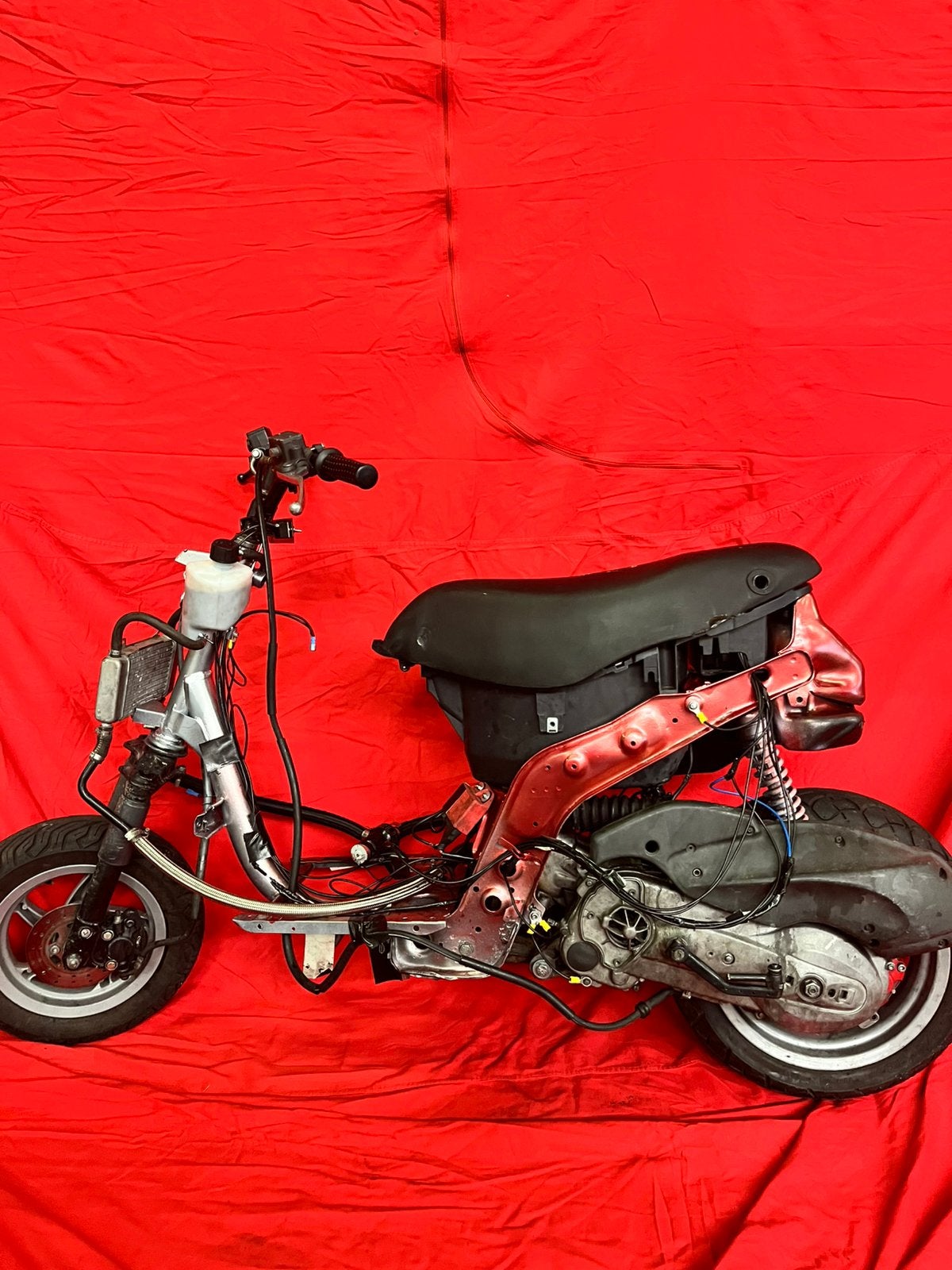 Zip 180 cc m08 stunter, Enlèvement, Comme neuf