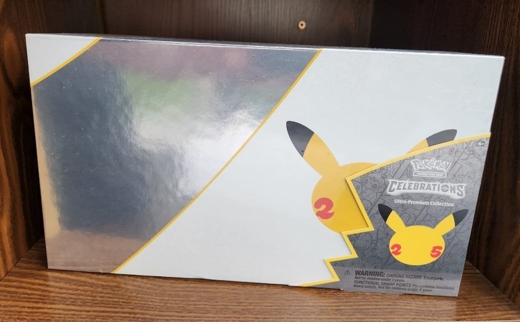 Pokémon Celebrations Ultra-Premium Collection (UPC), Hobby en Vrije tijd, Ophalen of Verzenden, Nieuw