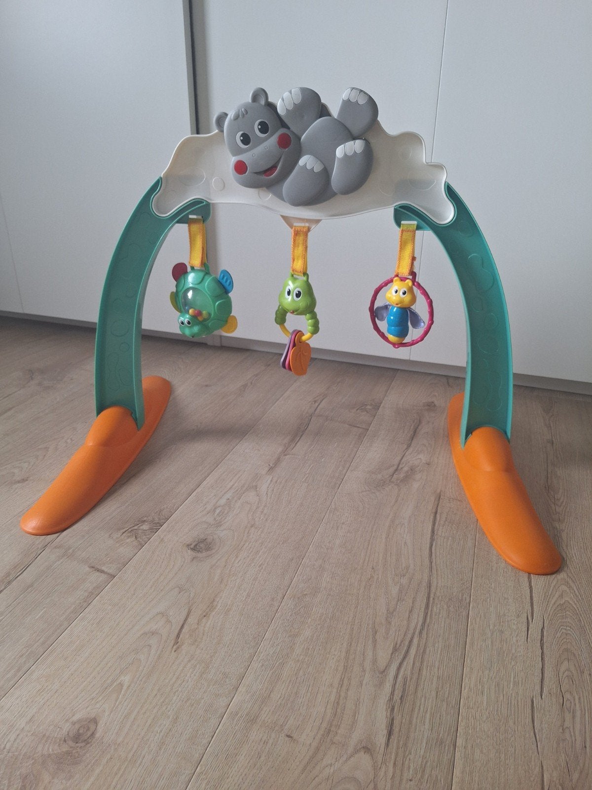 Speelgoed Chicco met muziek, Enlèvement
