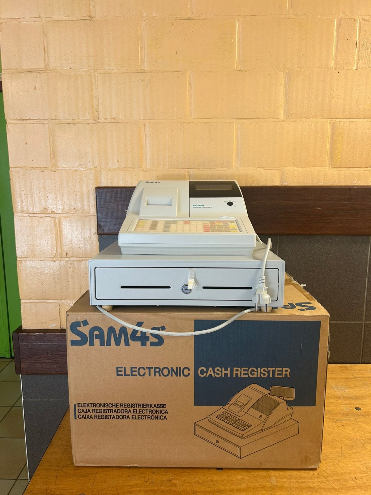La toute nouvelle caisse enregistreuse électronique Sam4s, Enlèvement ou Envoi