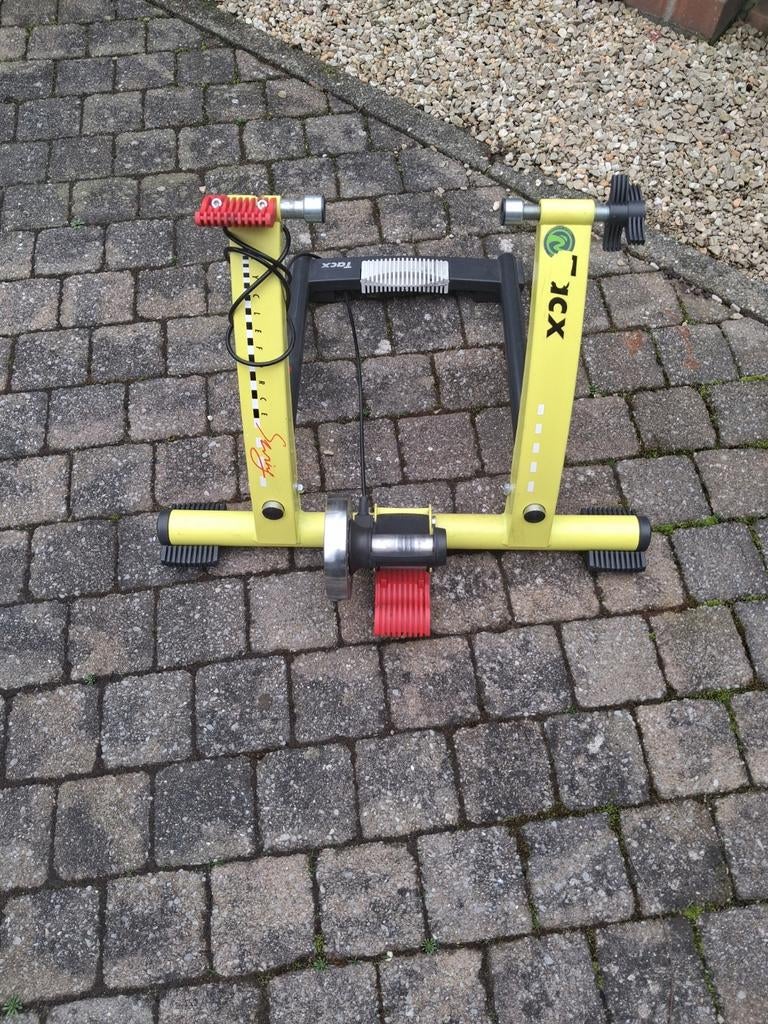 Tacx rollen, Motoren, Ophalen
