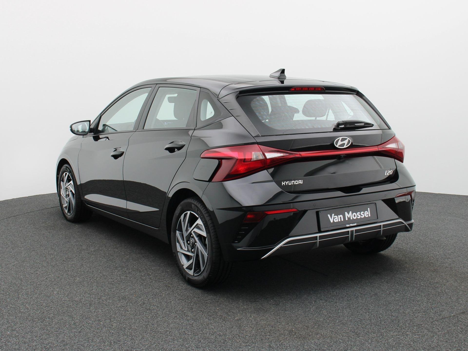 Hyundai i20 1.0 T-GDi 48V 7-DCT 74kW Techno, Dealer onderhouden, Gebruikt, Zwart, Bedrijf