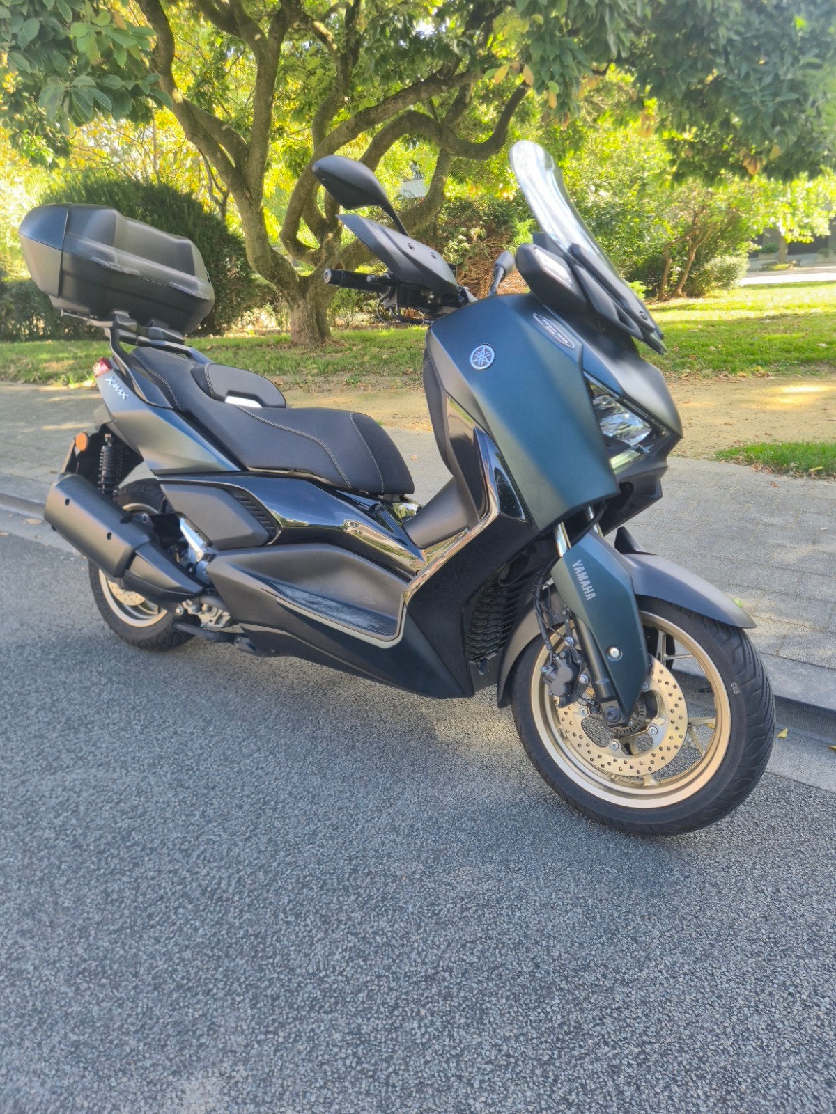 YAMAHA XMAX TECH MAX 300 2024, Motoren, Nieuw