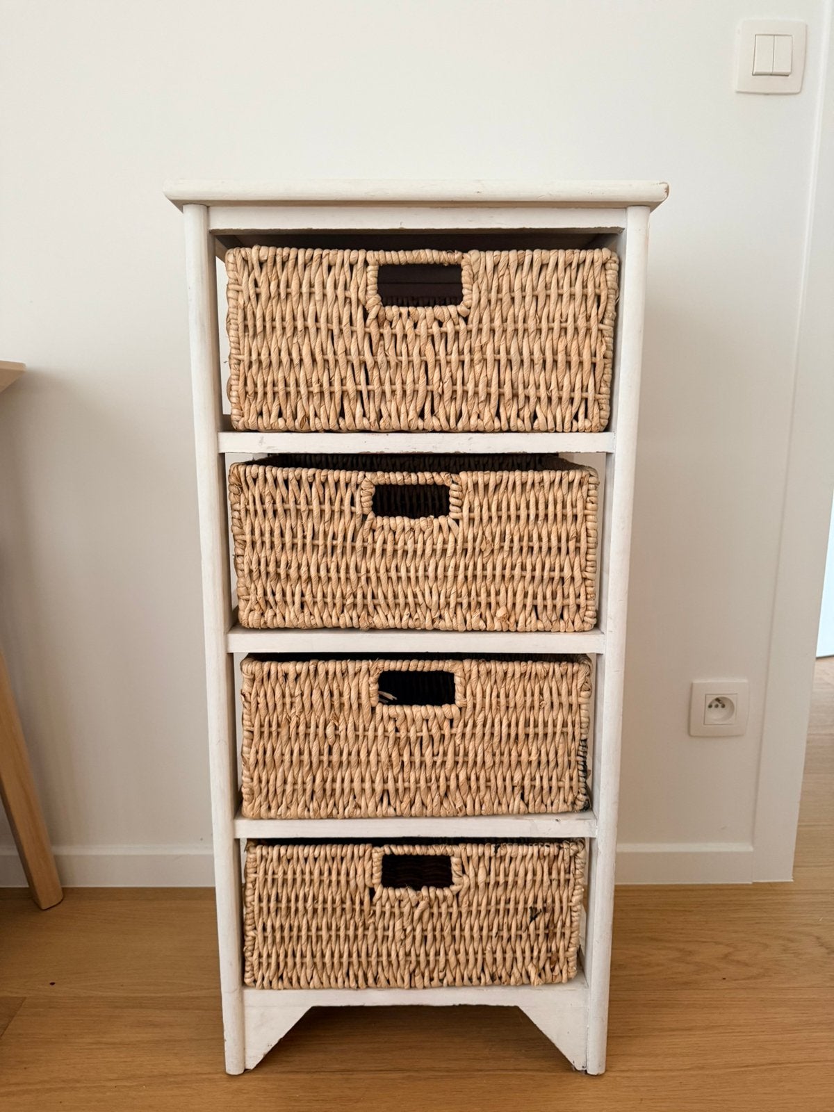 Kastje met rotanmandjes, Huis en Inrichting, 3 of 4 laden, Ophalen, Gebruikt