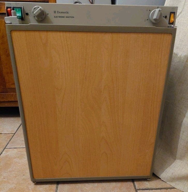 Dometic RM-4211 mobilhome camper caravan koelkast 12v 220v, Enlèvement ou Envoi, Utilisé