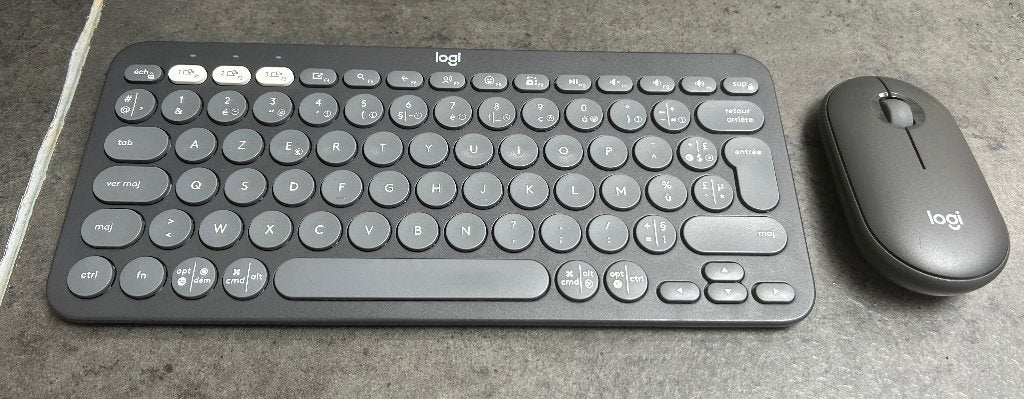 Clavier et souris Bluetooth pour Mac Logitech Pebble 2, Informatique & Logiciels, Enlèvement ou Envoi, Logitech, Azerty, Utilisé