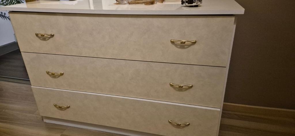 Chambre complète, Enlèvement