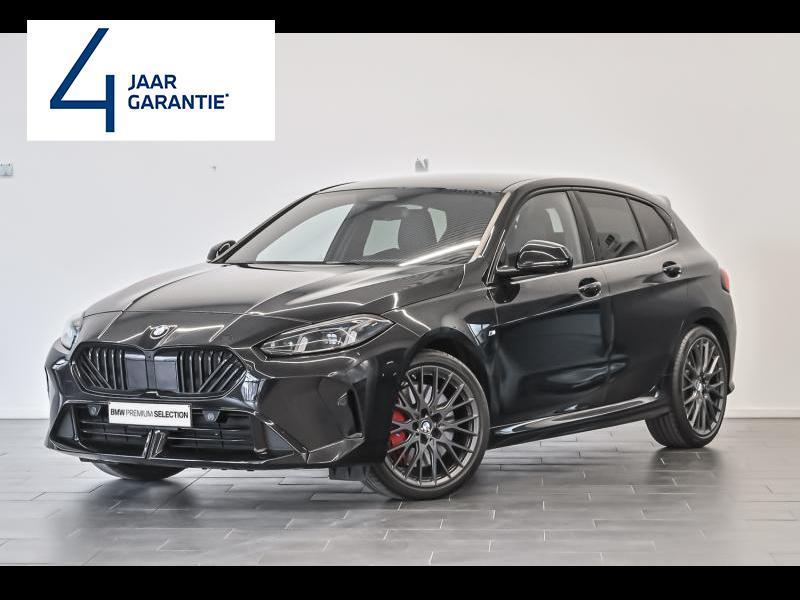 BMW Serie 1 116 Hatch M-Sport Pack Pro, Auto's, BMW, https://public.car-pass.be/vhr/3f998adf-71e2-4e95-8a10-f15c3e6054e5, Zwart