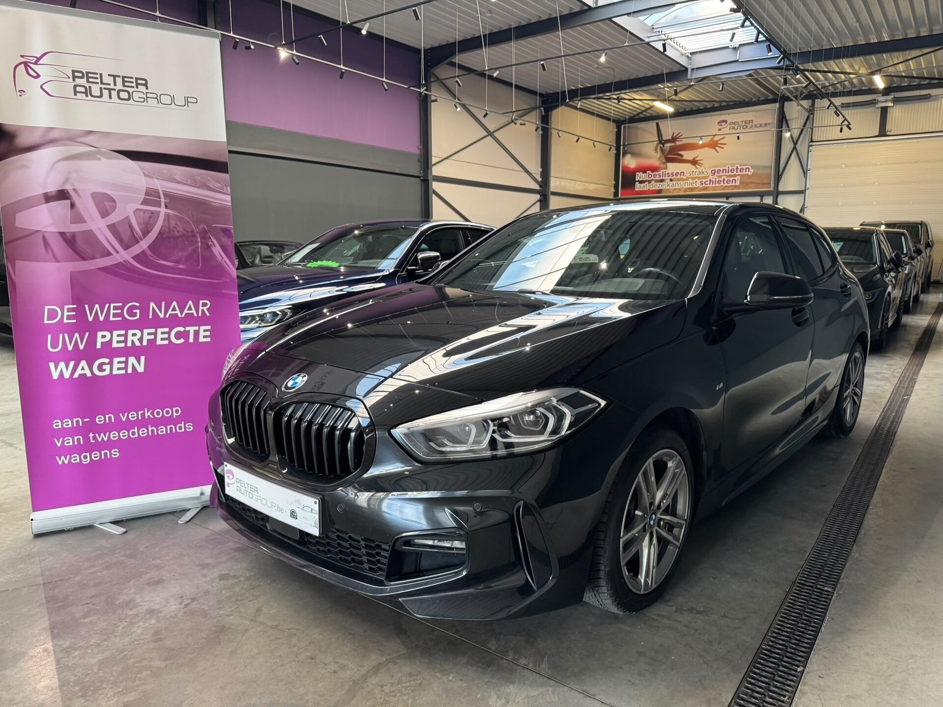 BMW 118 i M-Sport Automaat 136pk GPS Camera LED, Autos, Euro 6, Entreprise, 0 kg, 5 portes