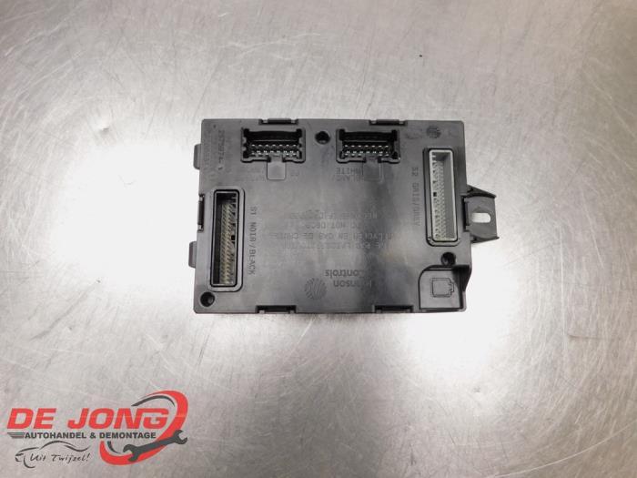 Computer Body Control van een Renault Captur, Gebruikt, -, Renault, -